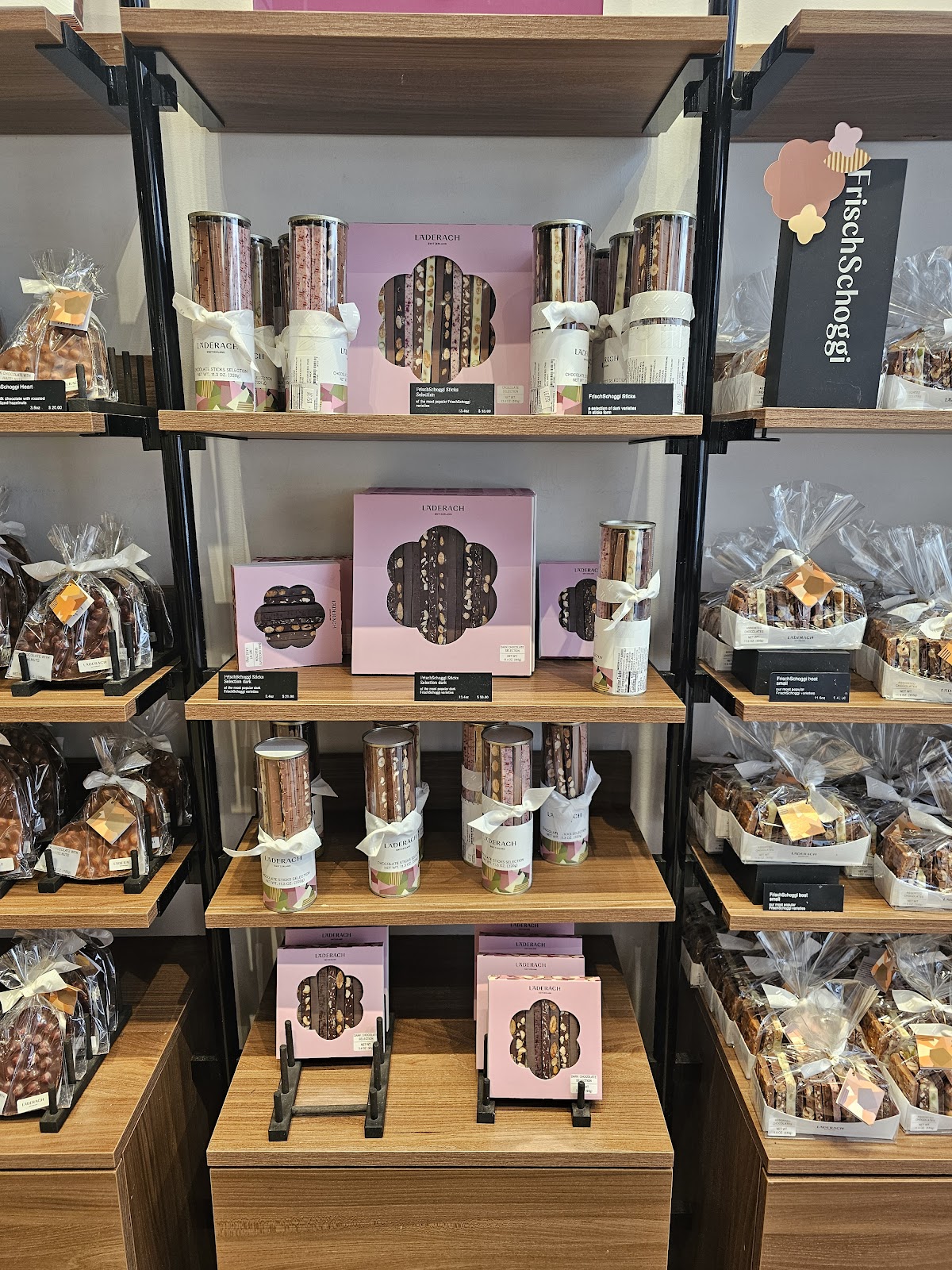 Photo of Läderach Chocolatier Suisse